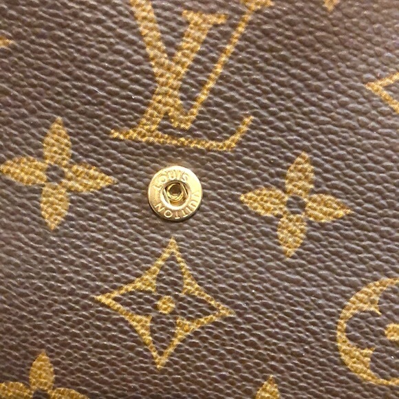 LOUIS VUITTON Monogramed Wallet Authentic TH0020 - Picture 11 of 17